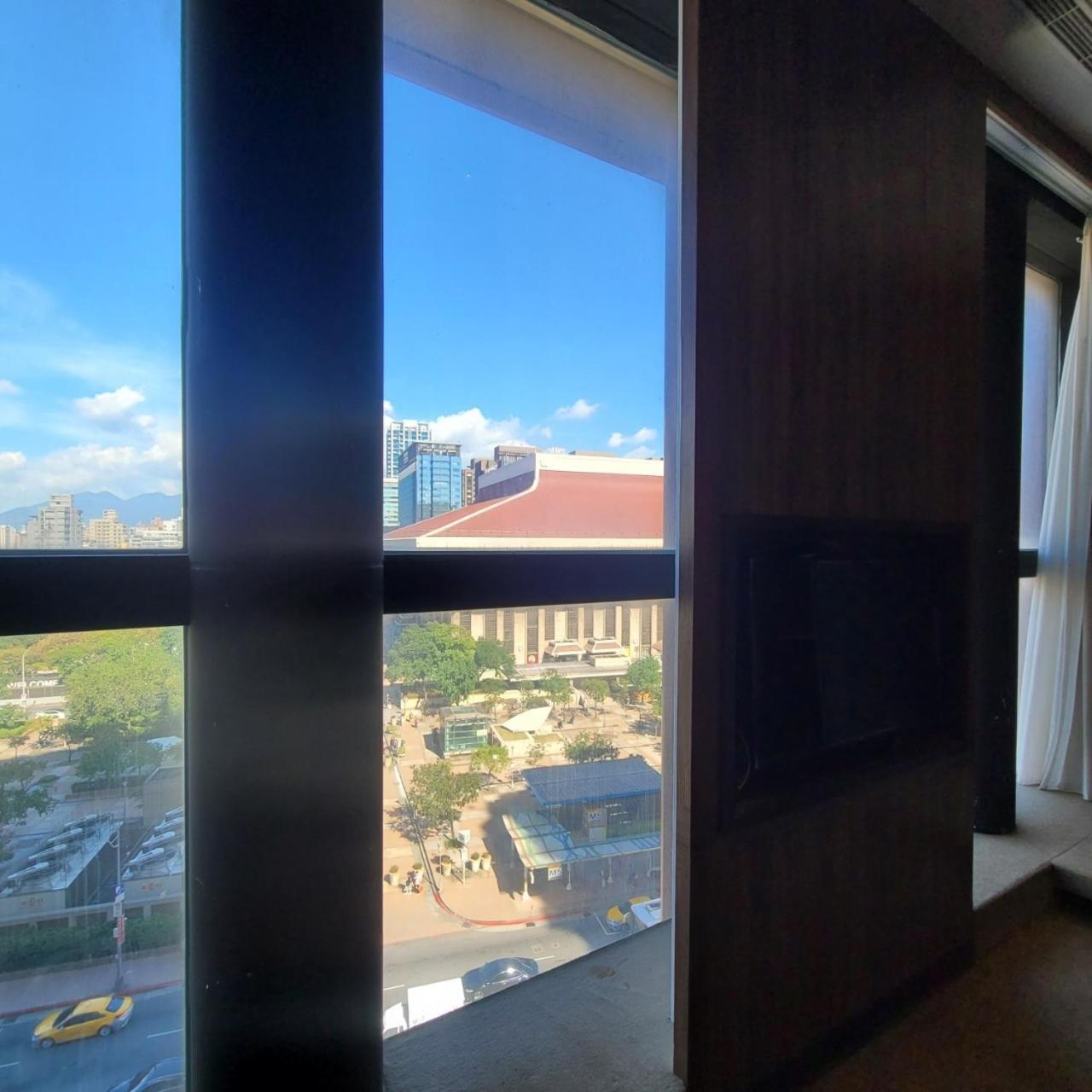 Meworld Hotel - Taipei Main Station Экстерьер фото